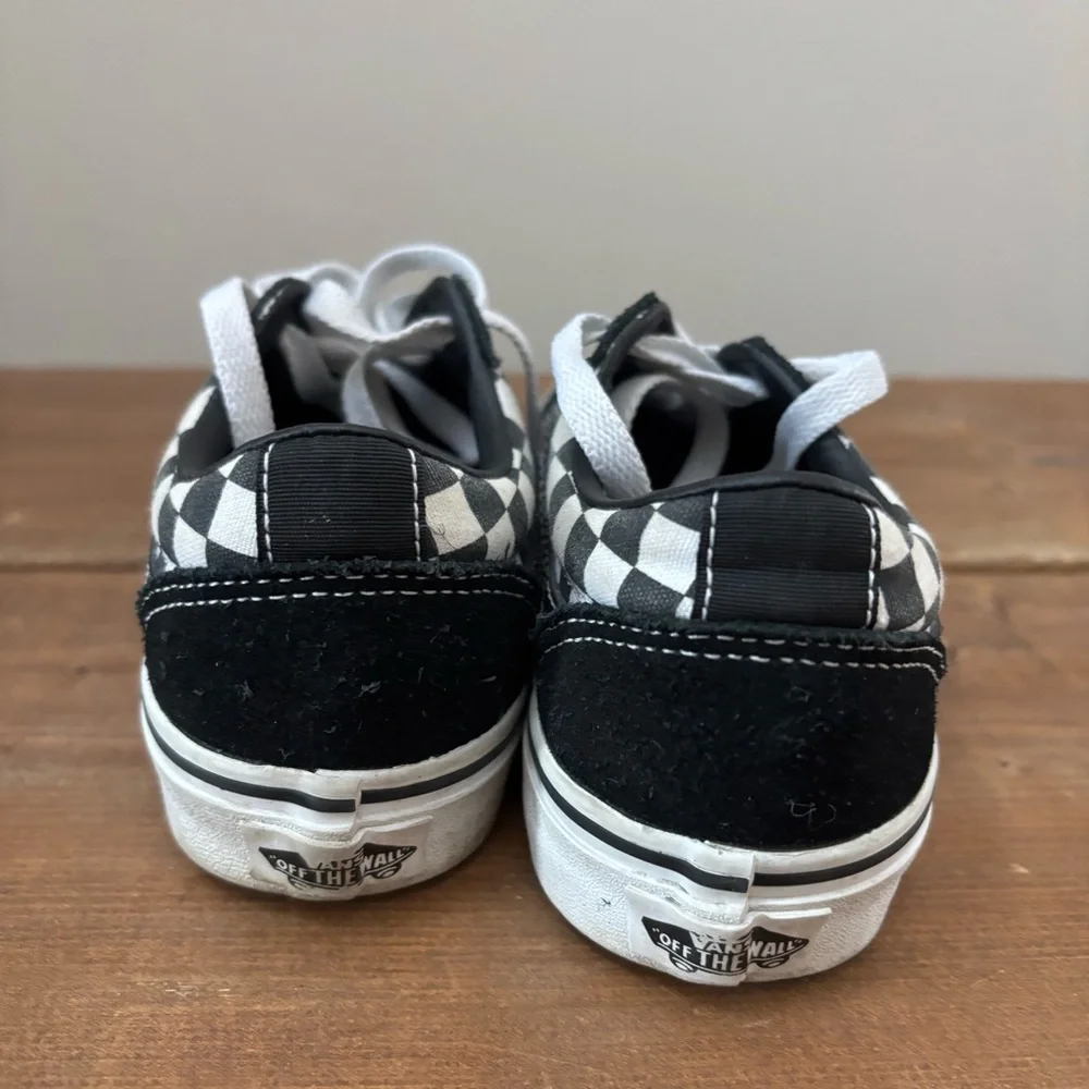 Vans Youth Black and White Checkered Sneakers Size 3 - Picture 2 of 4